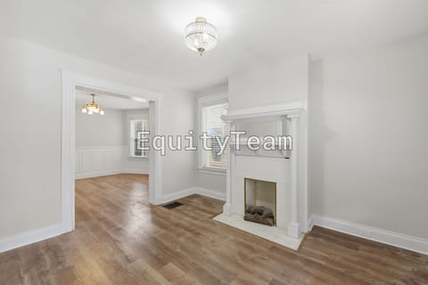 344 Helen St #1, Cincinnati, OH 45219, USA, photo 2