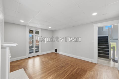 344 Helen St #2, Cincinnati, OH 45219, USA, photo 3