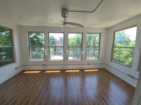 3901 Reading Rd #3, Cincinnati, OH 45229, USA, photo 3