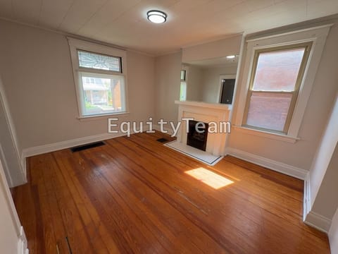 2409 Fairview Ave, Cincinnati, OH 45219, USA, photo 5