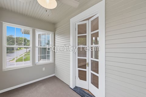 344 Helen St #2, Cincinnati, OH 45219, USA, photo 2